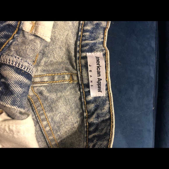 American Apparel Acid Wash Denim Shorts - Picture 5 of 5